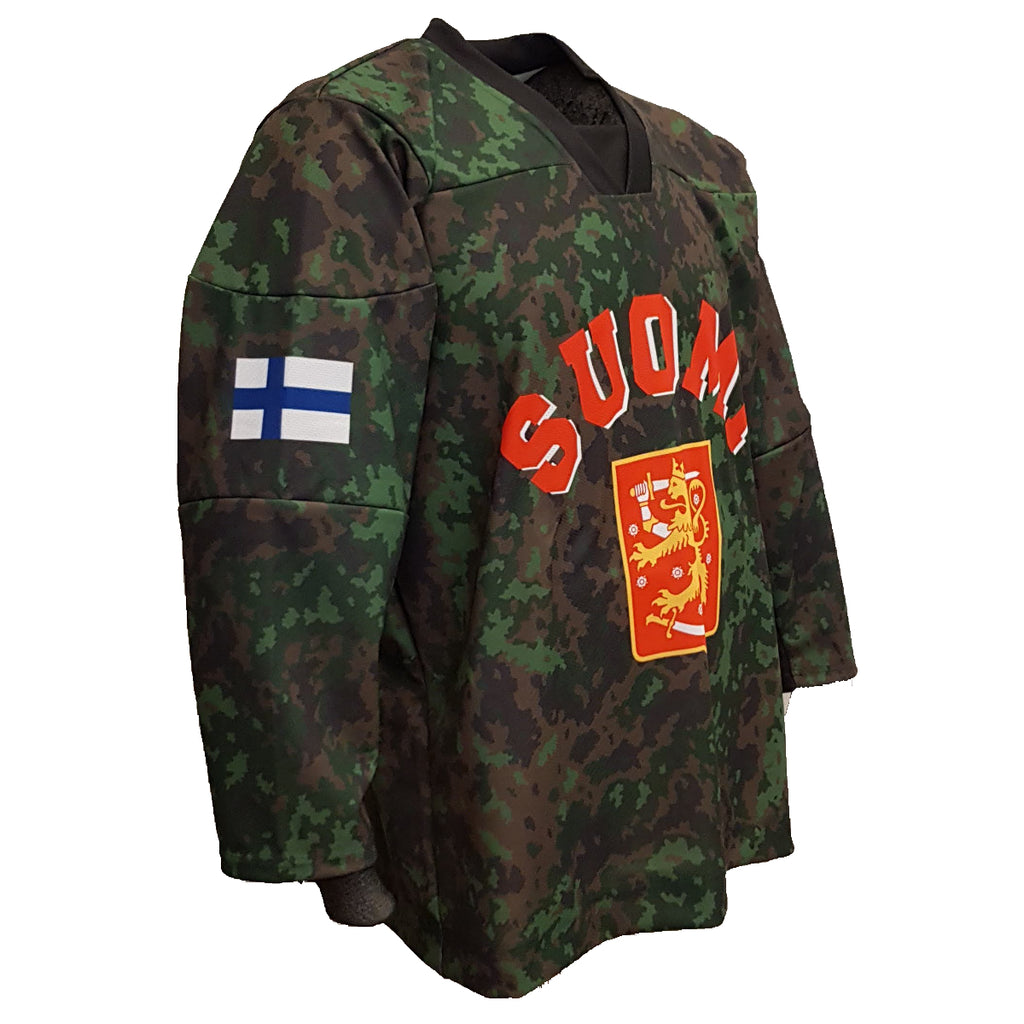 Suomi - fanipaita M05 maastokuviolla - Kannattajat.fi